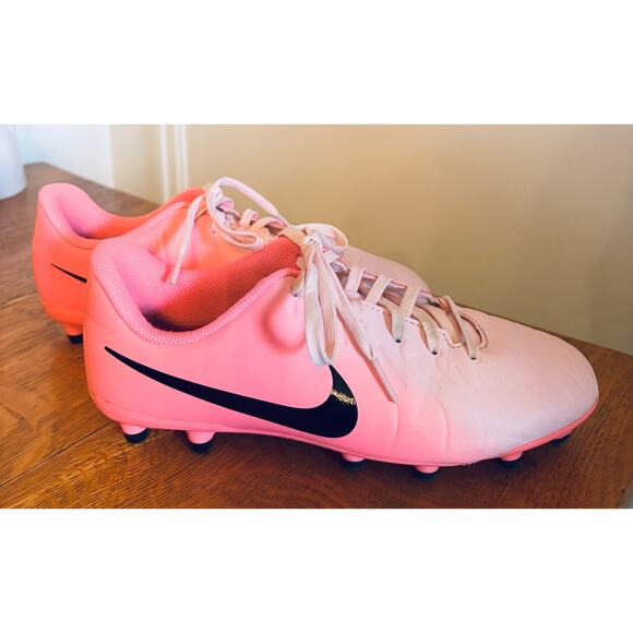 Nike Junior Tiempo Legend 10 Club FG Soccer Cleats, Size 5.5 - Picture 3 of 5